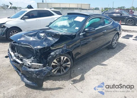 2017 Mercedes-Benz C 300 4Matic z USA, uszkodzony, nr VIN WDDWJ4KB5HF448505